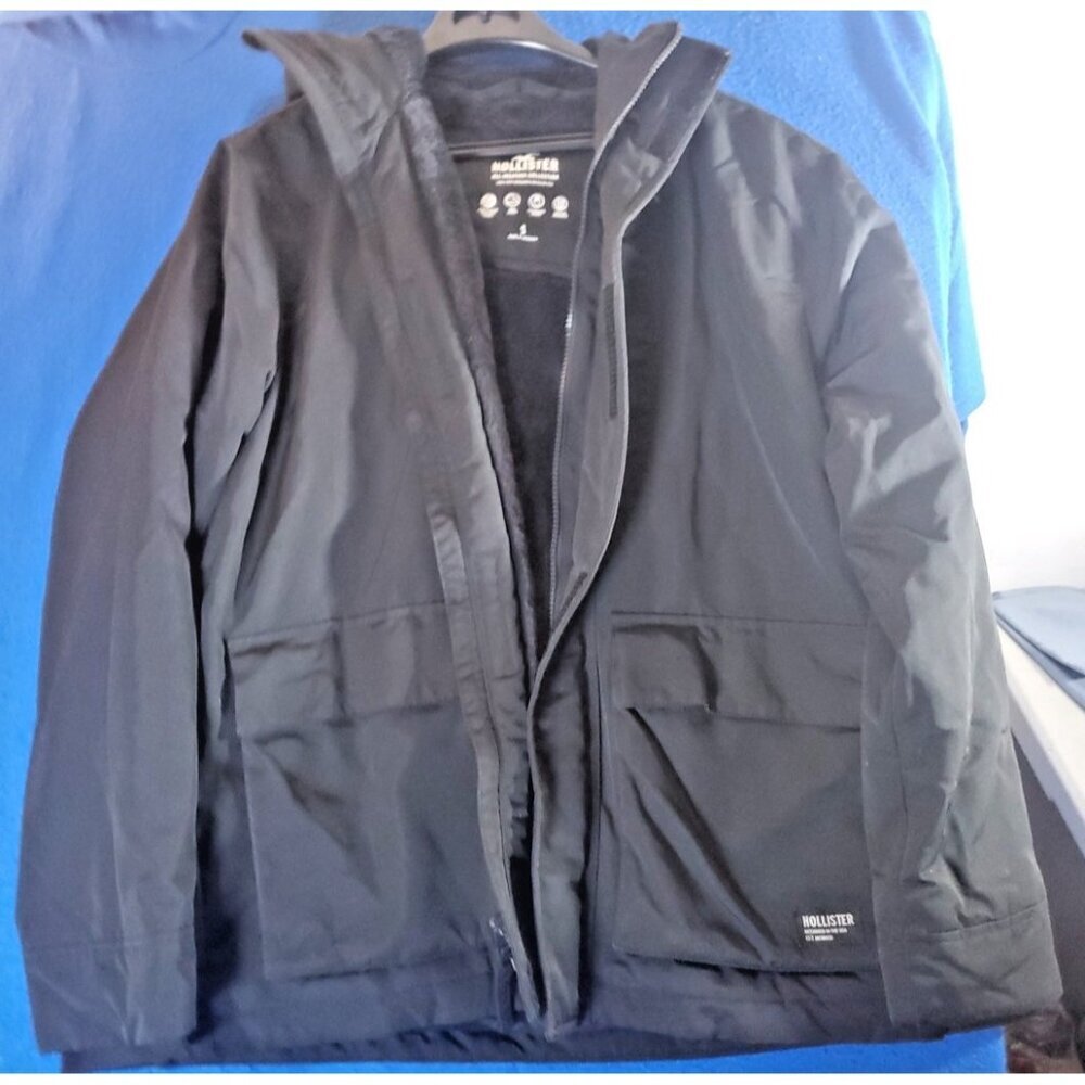 Hollister All Weather Collection W/ Hoodie Fur Lining Jacket Men's Size Small